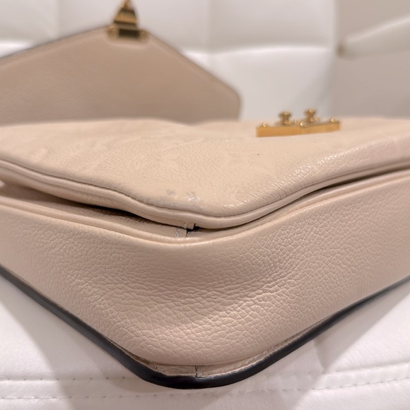 Louis Vuitton Metis Emptiente Leather Cream with gold hardware - Picture 7 of 9